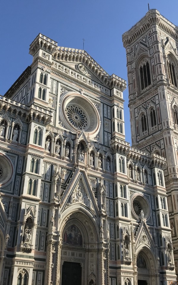 この絶景に会いにきて！フィレンツェの宝 ドゥオーモの魅力とは | イタリア観光ガイド