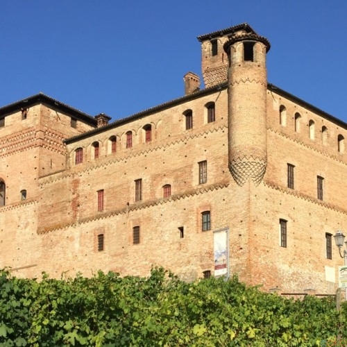 イタリアワインの聖地「グリンツァーネ・カヴール城」の魅力 | イタリア観光ガイド