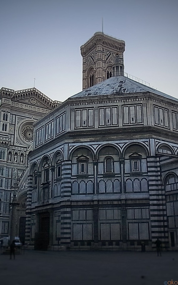 見てびっくり、知って納得、フィレンツェ・サン・ジョヴァンニ洗礼堂｜ イタリア観光ガイド