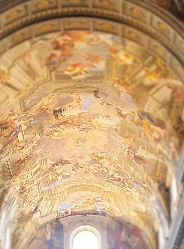 天井画の世界に溺れたい！ローマ、聖イグナツィオ教会｜イタリア観光ガイド