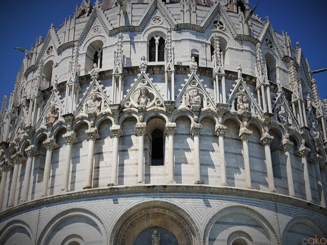 実はイタリアいち大きい！ピサのサン・ジョヴァンニ洗礼堂｜イタリア観光ガイド