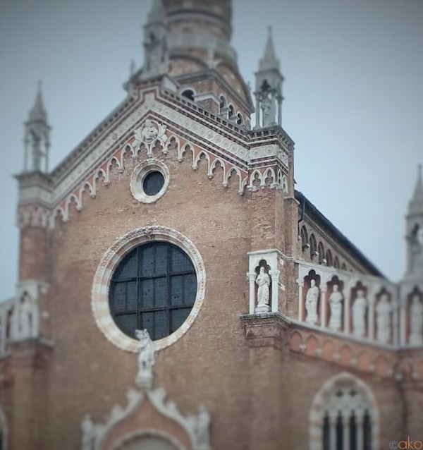 ヴェネツィア、マドンナ・デッロルト教会でティントレットに浸る旅へ｜イタリア観光ガイド