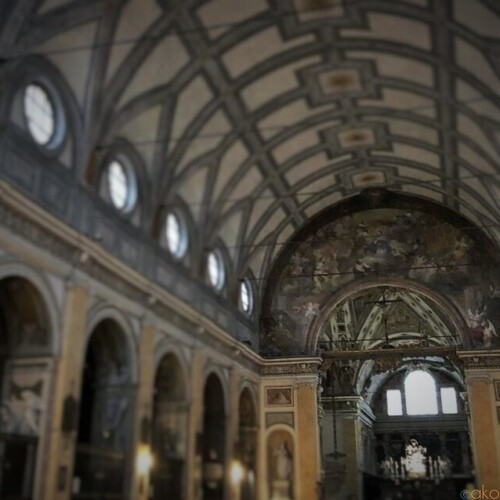 アーチの織りなす美を満喫！ミラノ、サンタンジェロ教会｜イタリア観光ガイド