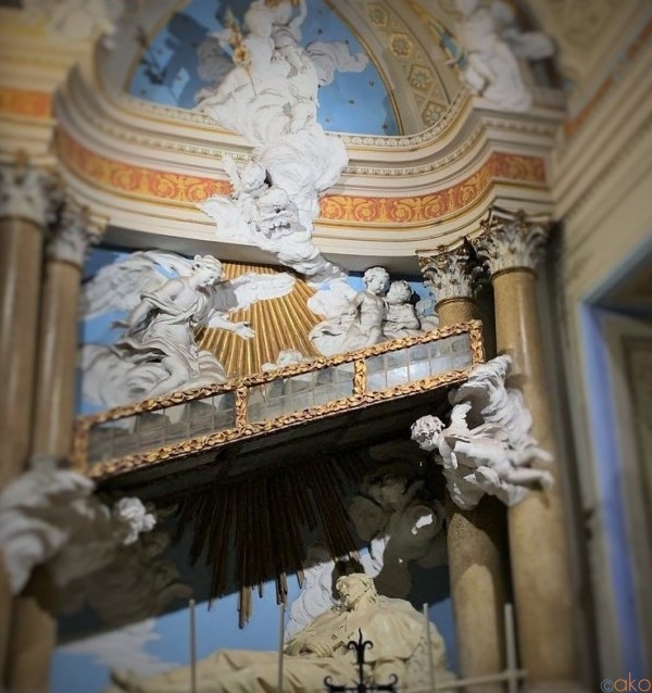 祭壇が必見！ローマ、サンティ・ボニファチョ・エ・アレッシオ聖堂｜イタリア観光ガイド