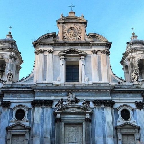 修復してさらにパワーアップ！ナポリ、ジロラミーニ教会｜イタリア観光ガイド