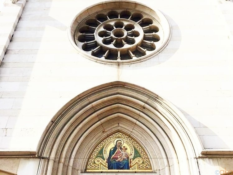 教会×現代の融合。ミラノ、サンタ・マリア・デル・スッフラジョ教会｜イタリア観光ガイド
