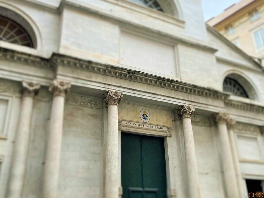 見所満載！ジェノヴァ、サンタ・マリア・デッレ・ヴィーニェ教会｜イタリア観光ガイド