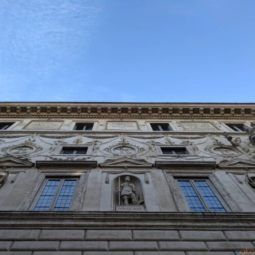 現、ローマの行政機関の穴場スポットに潜入。スパーダ宮｜イタリア観光ガイド