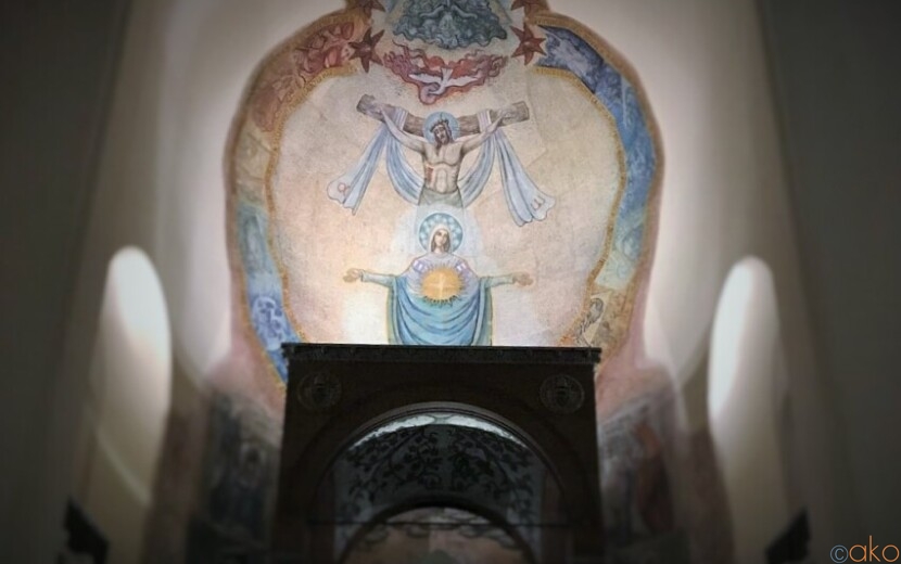 モザイクが綺麗。ローマ、サンタ・マリア・リベラトリーチェ教会｜イタリア観光ガイド