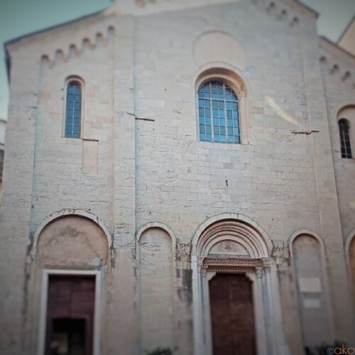 長大な歴史あり。ジェノヴァ、サンタ・マリア・ディ・カステッロ教会｜イタリア観光ガイド
