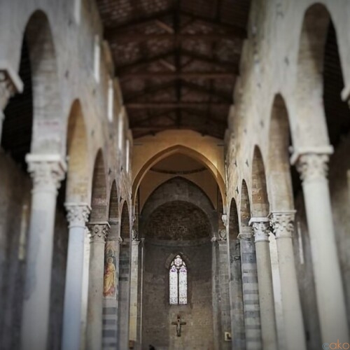 長閑な風景と共に。ピサ、サン・パオロ・ア・リパ・ダルノ教会｜イタリア観光ガイド