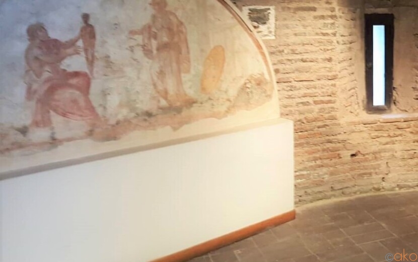 古代ローマ遺跡の中にある！ローマ、オスティエンセ博物館｜イタリア観光ガイド