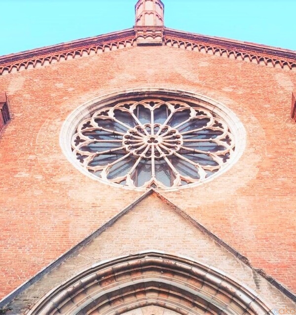 ゴンザーガ家ゆかりの地。マントヴァ、サン・フランチェスコ教会｜イタリア観光ガイド