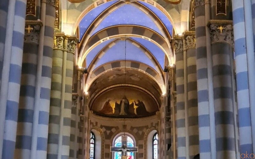 ピエモンテ州カザーレ・モンフェッラート、サンテヴァージオ聖堂｜イタリア観光ガイド