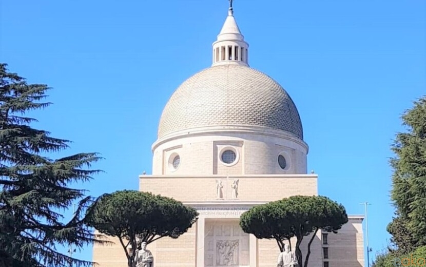 ローマの近代建築に触れる、サンティ・ピエトロ・エ・パオロ教会｜イタリア観光ガイド