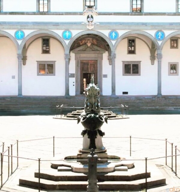 ヨーロッパ最古の歴史ある施設。フィレンツェ、孤児たちの病院｜イタリア観光ガイド