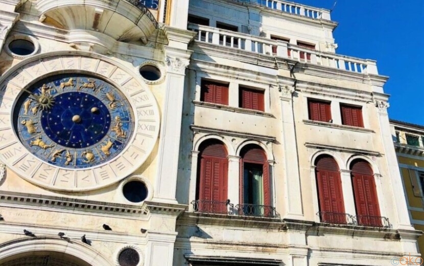 絵画のような美しさ。ヴェネツィア、サン・マルコ時計塔｜イタリア観光ガイド