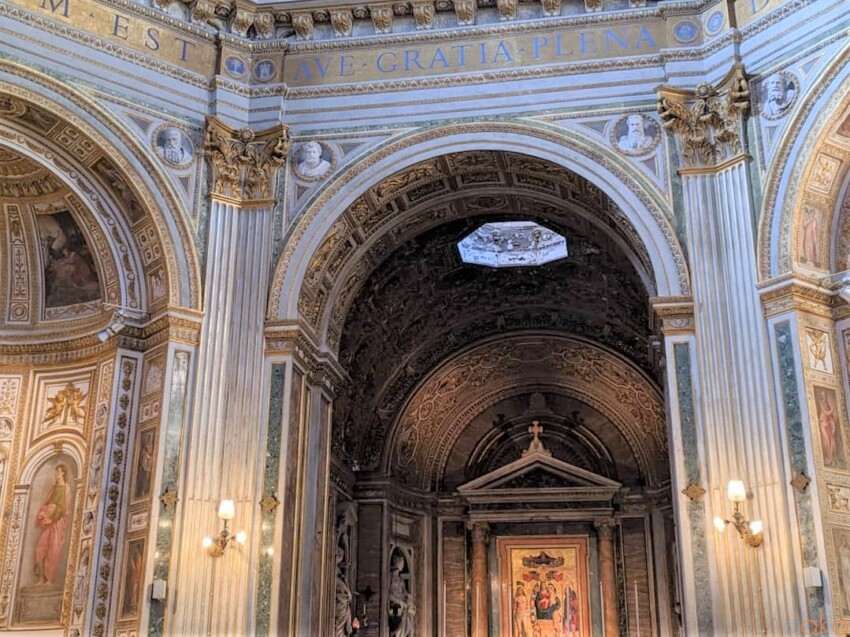 ローマ有数の美しいクーポラにうっとり。ロレート聖母教会｜イタリア観光ガイド