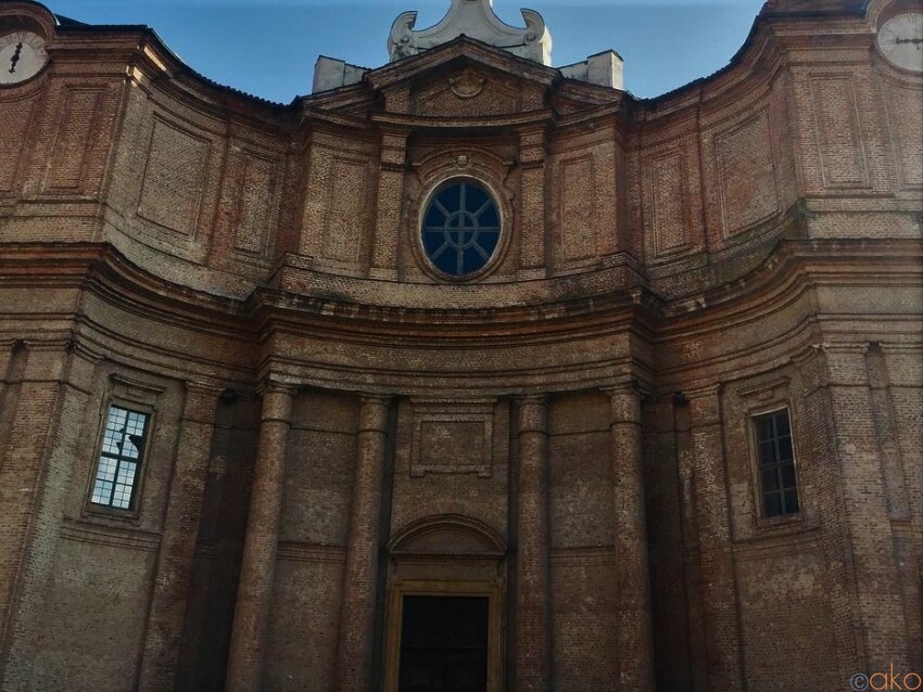 トリノ郊外の美しい教会が見てみたい！カリニャーノ大聖堂｜イタリア観光ガイド